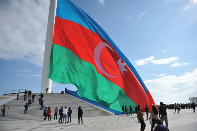 Azərbaycan bayrağı dünya sivilizasiyasının ilk bayraqlarından biridir