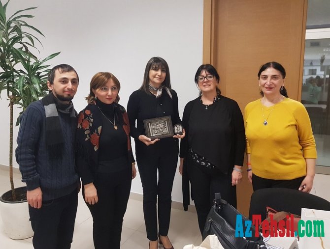 Gürcüstan Tbilisi Dövlət Universiteti Milli Elmi Kitabxanasının təmsilçiləri AMEA Mərkəzi Elmi Kitabxanasını ziyarət ediblər