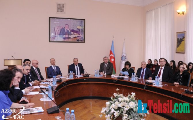 UNESCO üzrə Azərbaycan Milli Komissiyasının 25 illiyi ilə əlaqədar "dəyirmi masa"