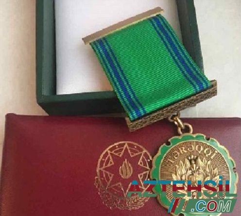 Məktəb direktoru “Tərəqqi” medalı ilə təltif edildi