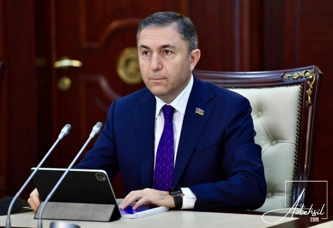 Təhsil proqramlarına süni intellekt əlavə edilsin! - Deputat