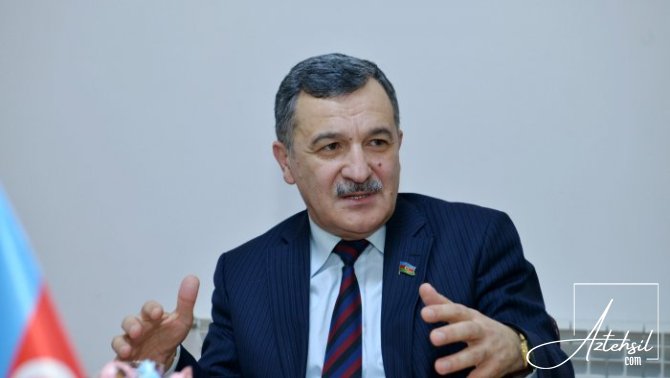 "Məktəb direktorlarının müavinləri kişilər olsun"- TƏKLİF