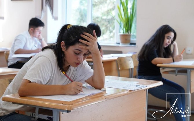 2 məktəbin heç bir şagirdi universitetə daxil olmayıb