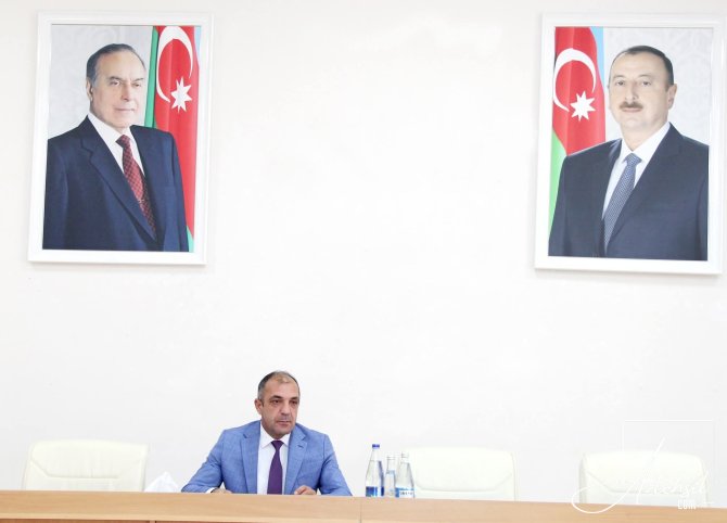 Məktəb rəhbərləri ilə görüşlər keçirilib