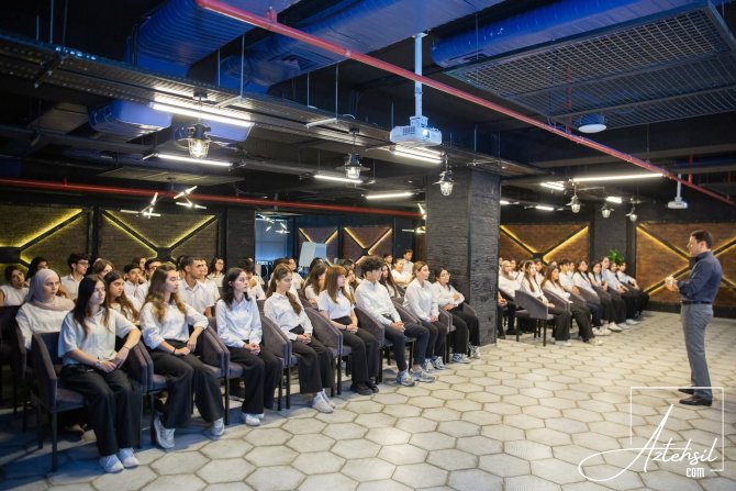 "PR və marketinq strategiyası" mövzusunda təlim həyata keçirilib