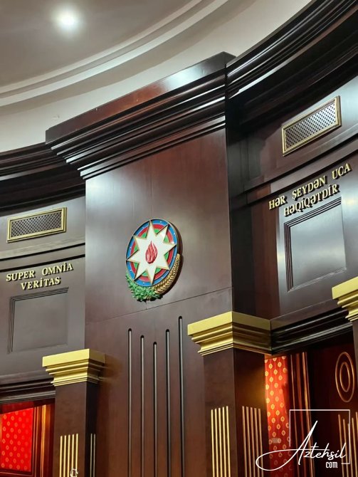 Sertifikasiyadan kəsilən müəllimlər məhkəməyə ÜZ TUTUBLAR