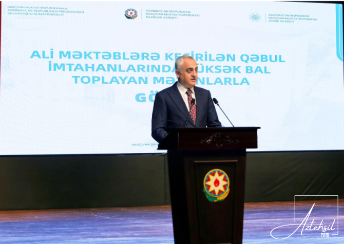 Naxçıvanda  yüksək nəticə göstərmiş məzunlarla görüş keçirilib