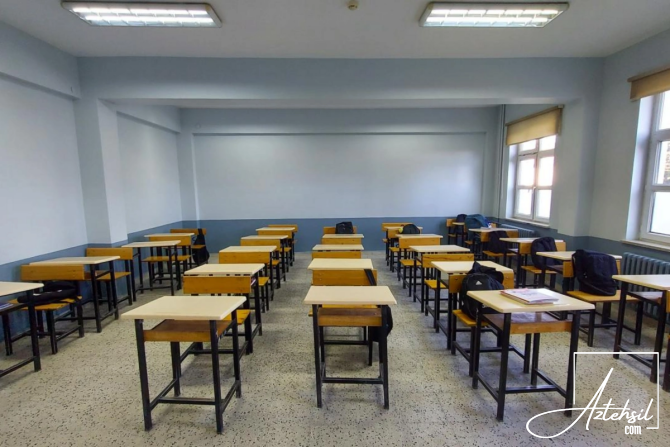 Bu məktəbdə 1 və 2-ci siniflərə dərslər birlikdə keçilir -SƏBƏB