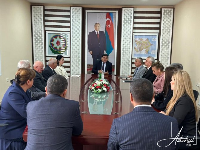 Quba filialında qocaman pedaqoqlarla görüş keçirilib