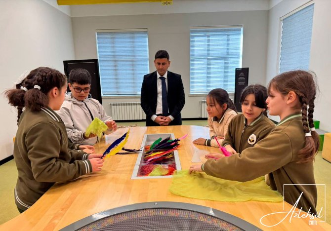 STEAM İnnovasiya Mərkəzinə ekskursiya başlayıb