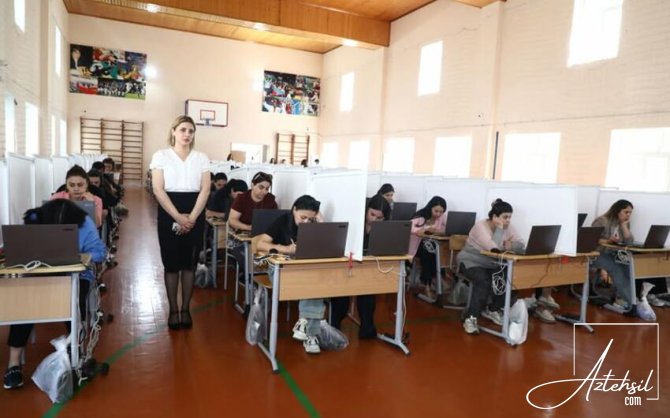 Təsərrüfat müdiri pedaqoji kollektivə daxil deyil