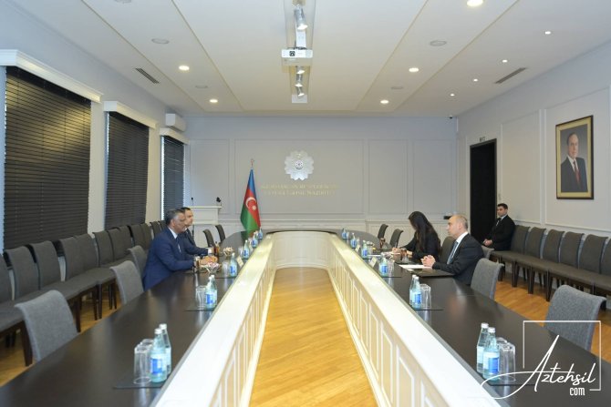 Emin Əmrullayev Sudan Respublikasının ölkəmizdəki səfiri ilə görüşüb