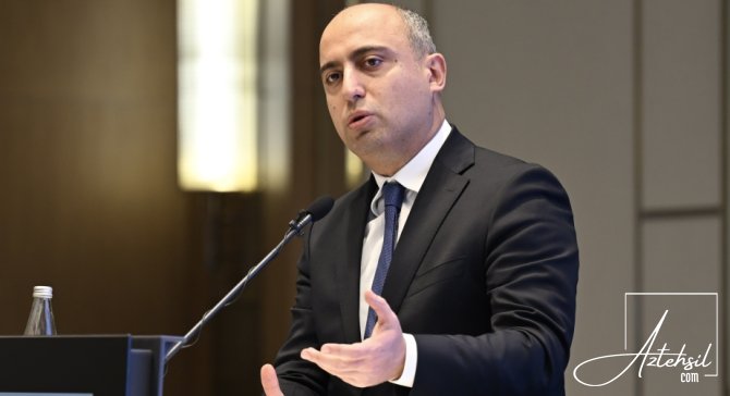 Azərbaycanda daha bir universitet bağlanır? - Nazirdən cavab