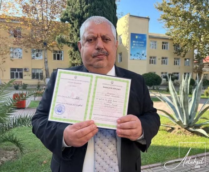 "Məni tələbə yox, müəllim sanırdılar..."