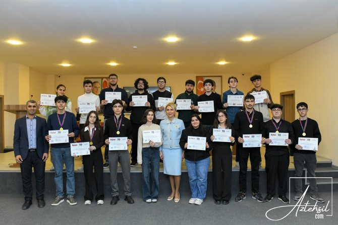 BMU tələbələri arasında Azərbaycan tarixi üzrə intellektual yarış keçirilib