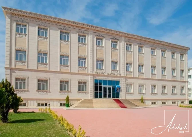 Rüşvətə görə ittiham olunan direktor...- ətraflı