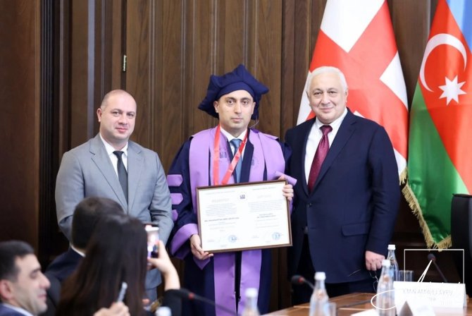 Nazir Tbilisi Dövlət Universitetində əməkdaşlıqla bağlı müzakirələr aparıb